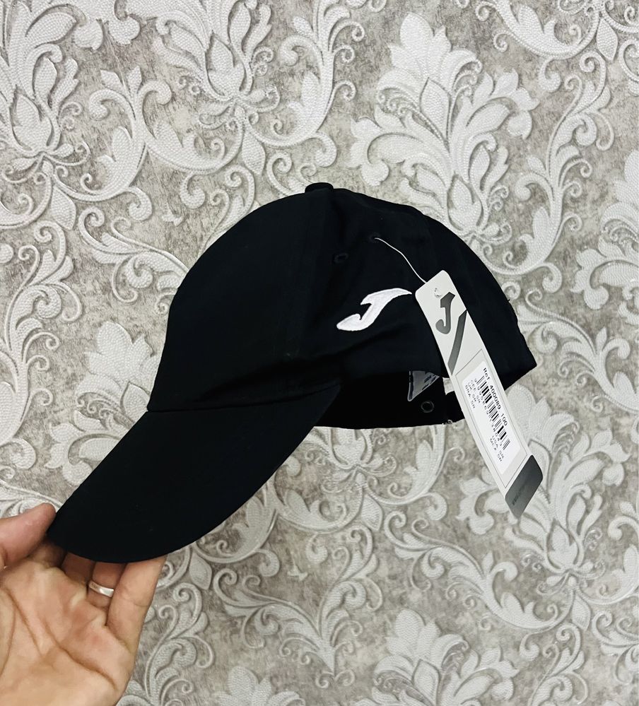 Joma kepka  original