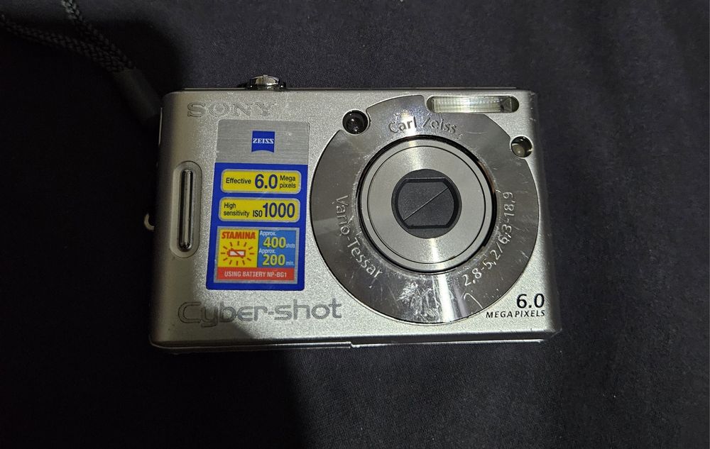Цифровой фотоаппарат Sony Cyber-Shot