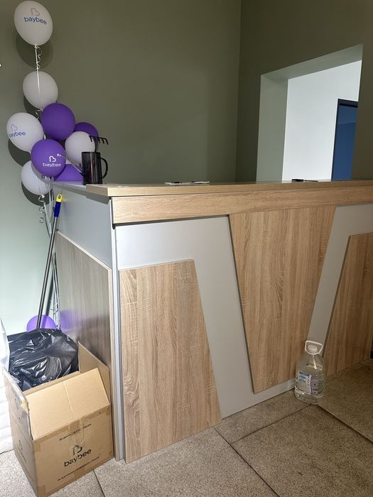 Продаю ресепшен в идеально состоянии