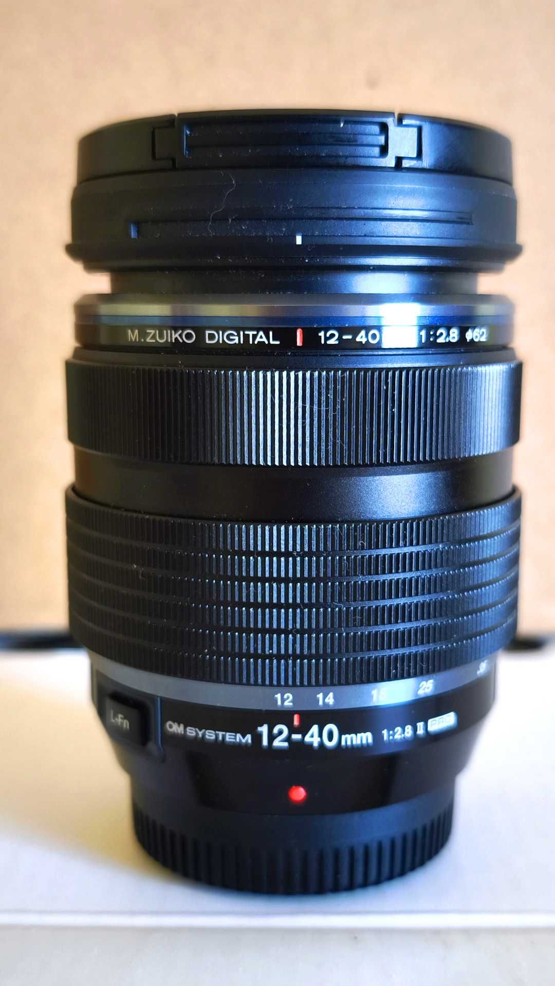 Обектив OM SYSTEM (Olympus) M.Zuiko Digital ED 12-40mm f/2.8 PRO II