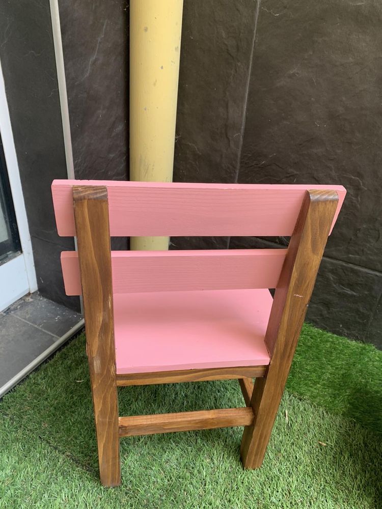 Дървено детско столче