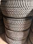 Bridgestone Blizzak LM005 285/40/21 109V XL FR
