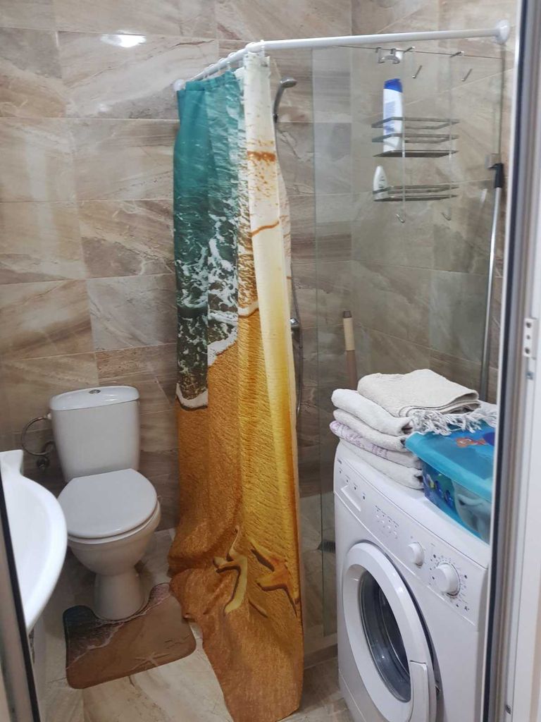 Дава се под наем Двустаен апартамент в Бургас, Сарафово - 65 кв.м за 229.5 € - Снимка #7