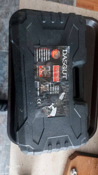 Vand drujba cu 2 acumulatori pentru toaltare pomi