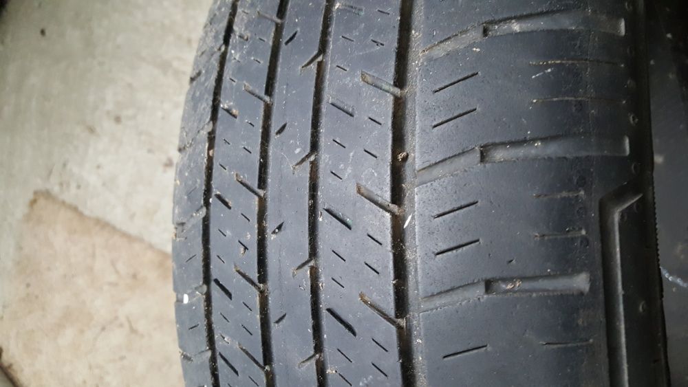 235 60 17 2 броя континентал