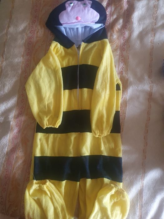 Costum albinuta  110 cm