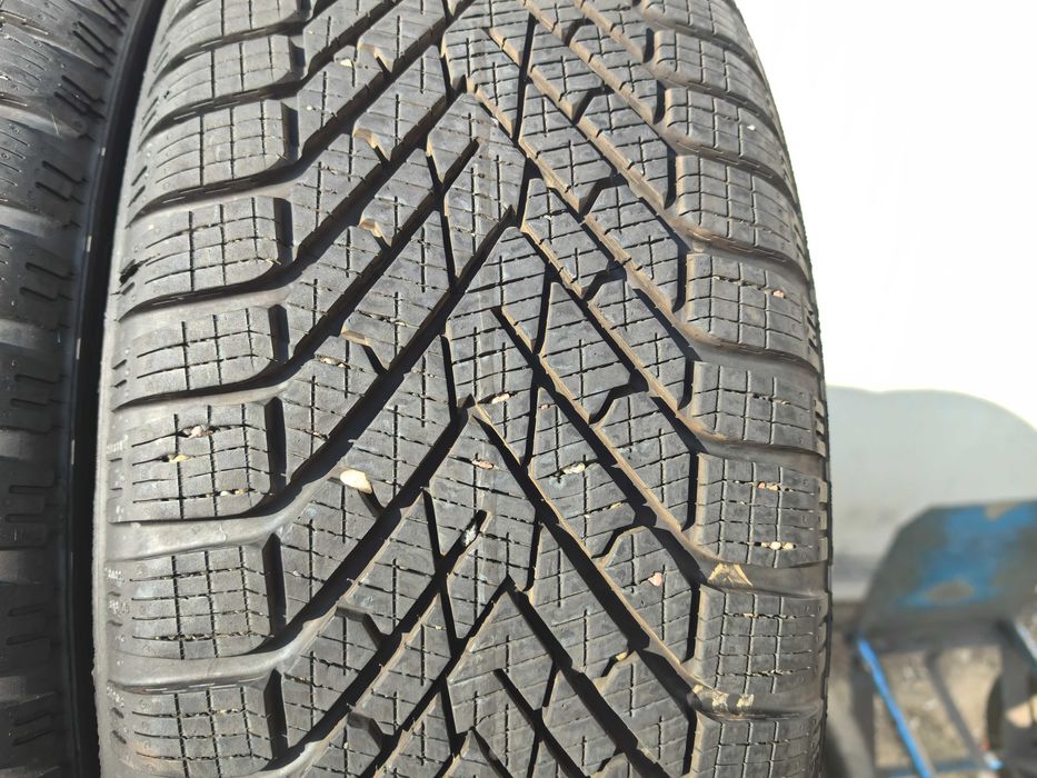 205/60/16 Пирели ДОТ 2024 г - Като Нови