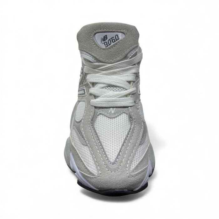 Adidasi ''New Balance'' - Modelul Nou !