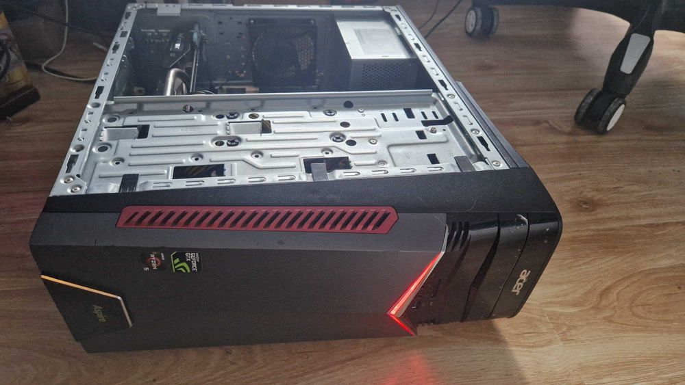 PC ACER AMD Ryzen 5/16GB DDR4/SSD 480GB/GTX 970 4GB/WiFi+BT/W11/800lei