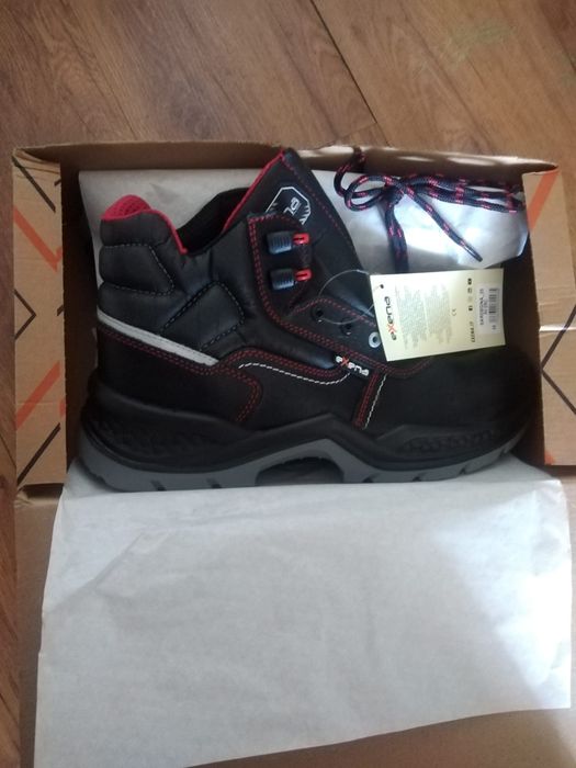 Vand Ghete piele noi