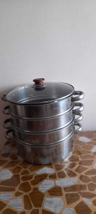 Продам мантоварку с тремя поддонами