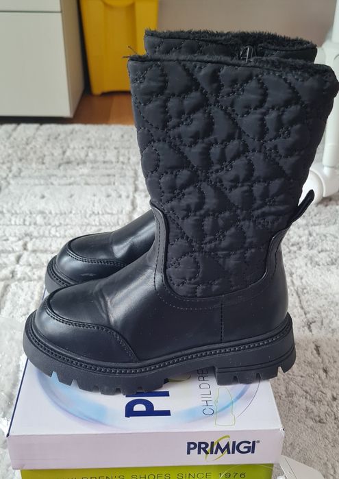 Обувки от 21 до 26 н. Adidas маратонки/ кецове апрески боти