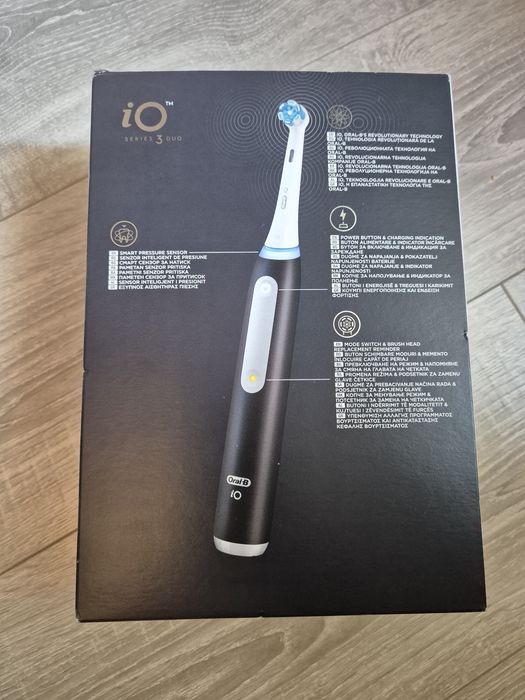 Set periuțe Oral-B iO3