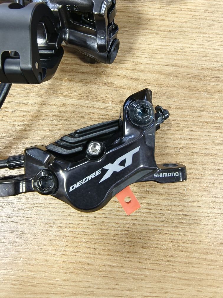 Нова предна спирачка Shimano Deore XT BR-M8120 четирибутална 850,1000
