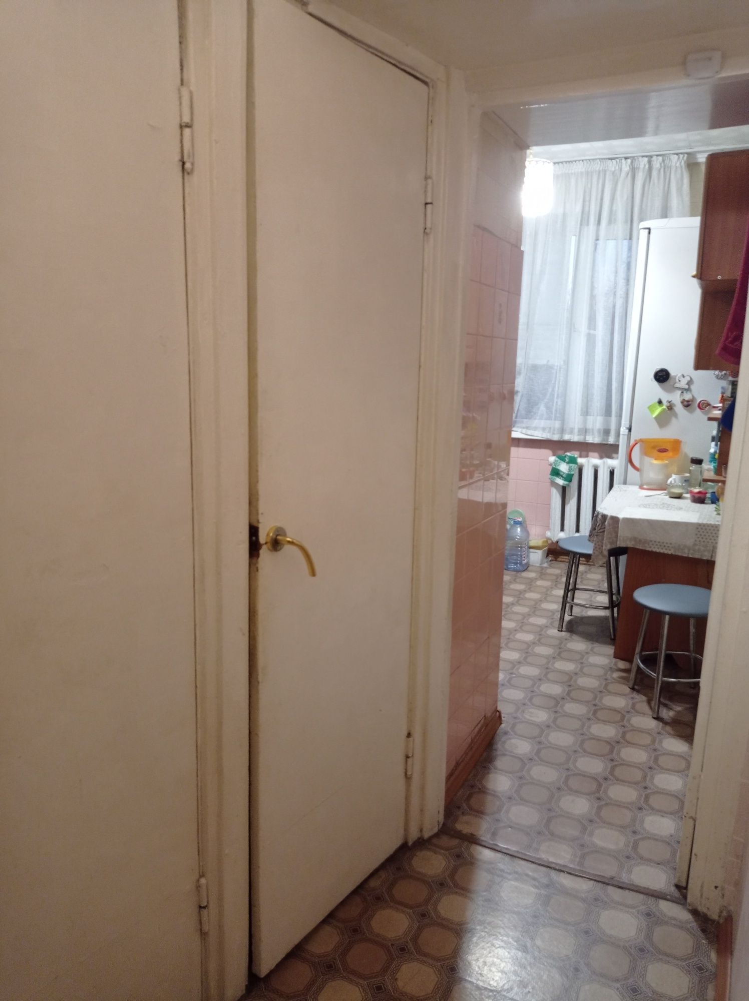 Продаю квартиру на Федоровке 2 комн., 4/5