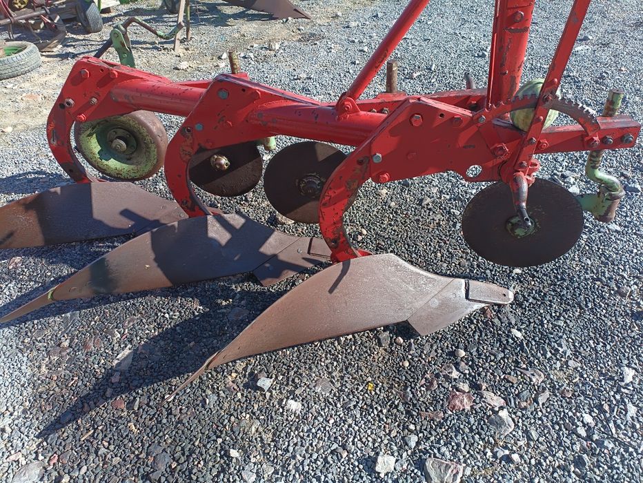 Plug -3 brazdare Kverneland