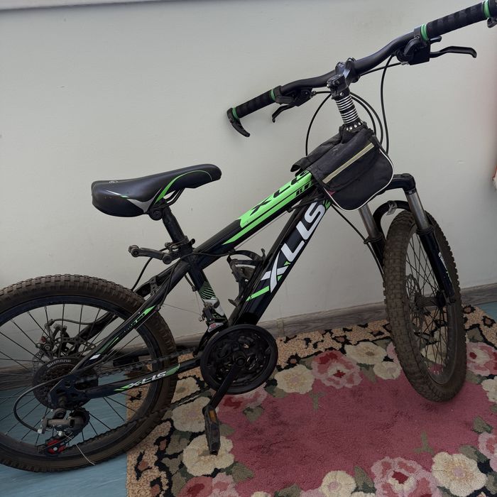 Продам почти новая!