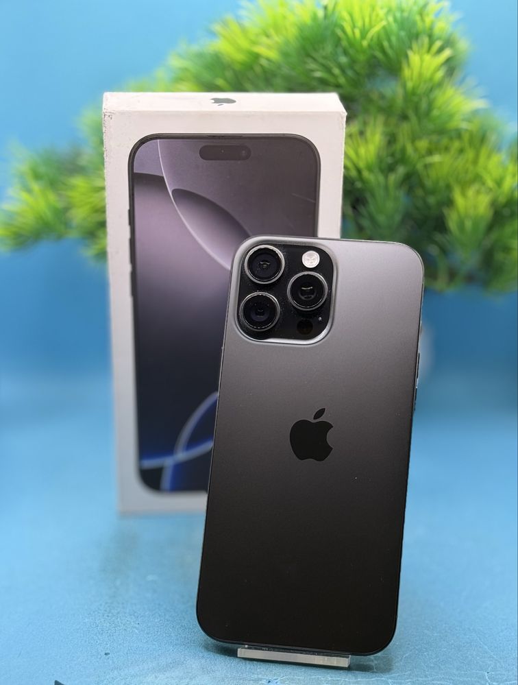 ГАРАНЦИОНЕН!!! Apple iPhone 16 Pro Max, 256GB, 5G, Black Titanium