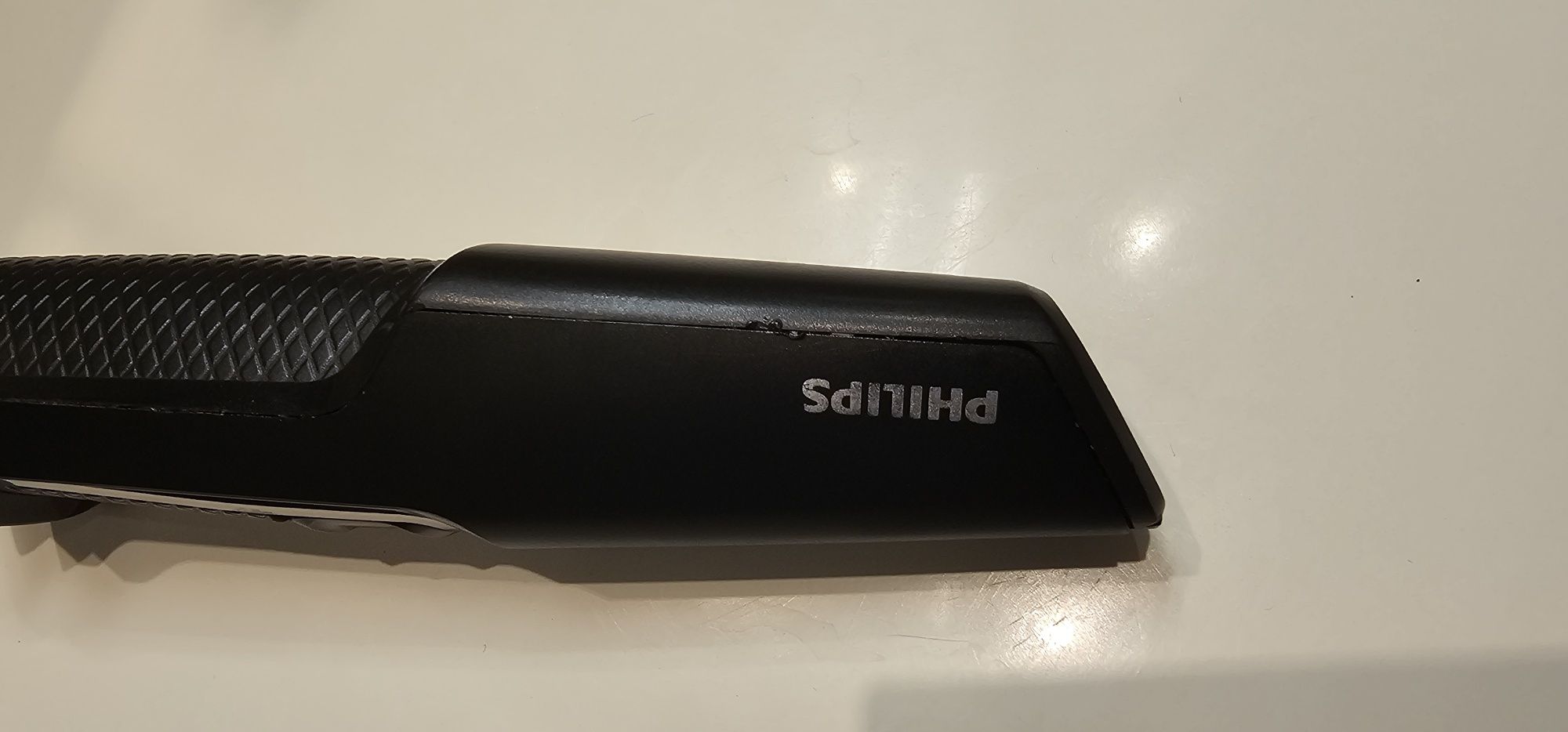Машинка за подстригване/ тример за бръснене Филипс.  Philips one blade