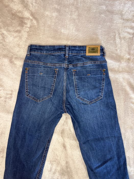 дамски дънки на Zara и H&M