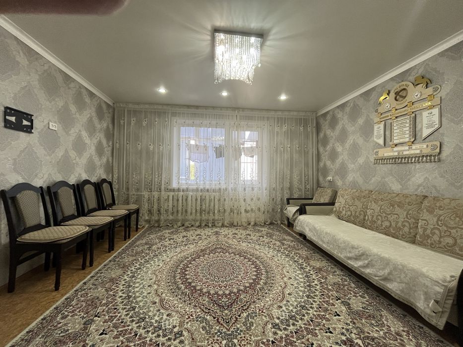 Срочно!Продам 4-х комнатную квартиру