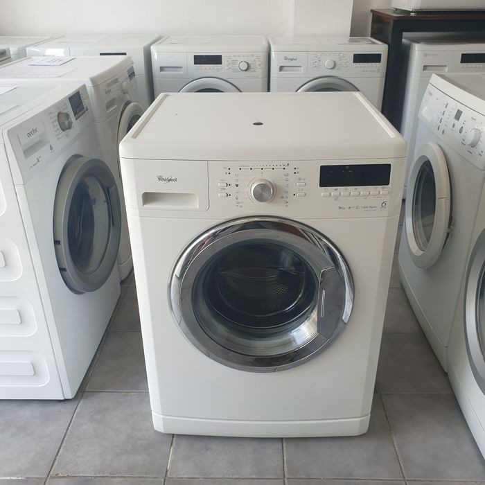 Whirlpool,  Capacitate 7 kg.  Import Germania.  Awo 70010/4