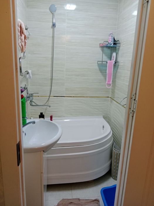 Algaritm 30kv 1-etaj 2-3 xona qilingan  uy sotiladi