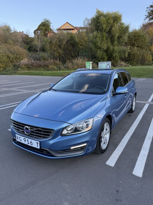 Volvo V60 2.0 5 Cilindrii  Piele Cutie Automata Incalzire scaune