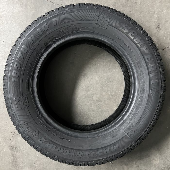 4 Anvelope iarna 185 70 14 Semperit DOT 2019