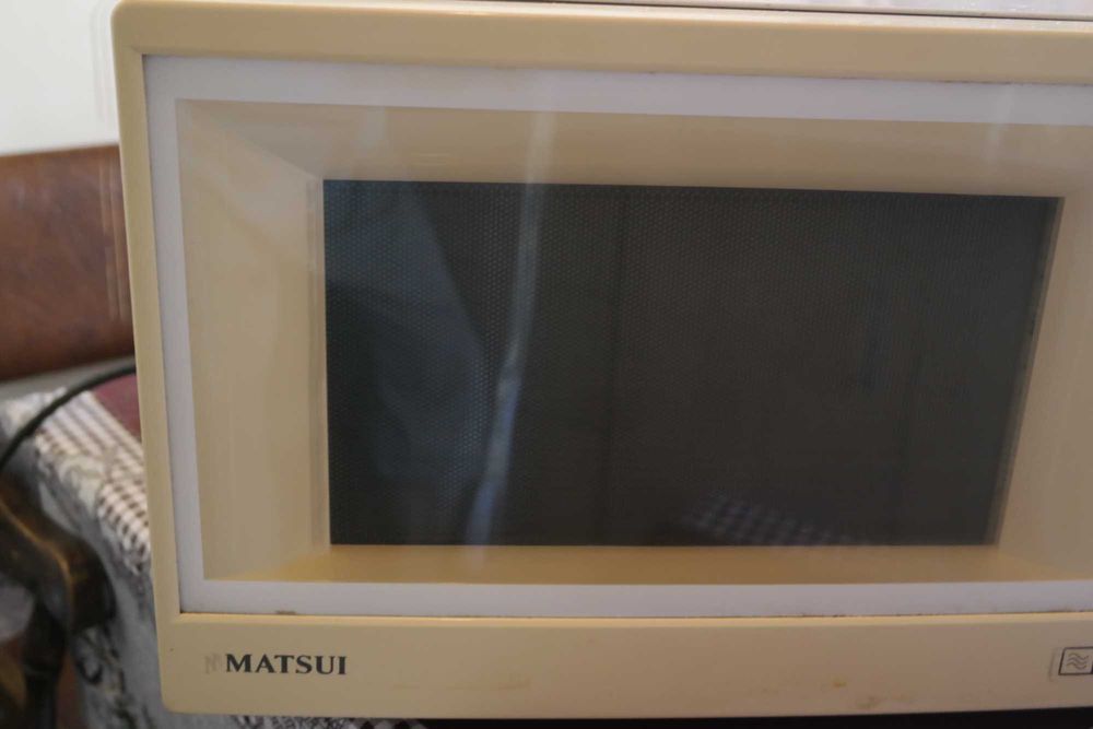 Cuptor microunde 700W