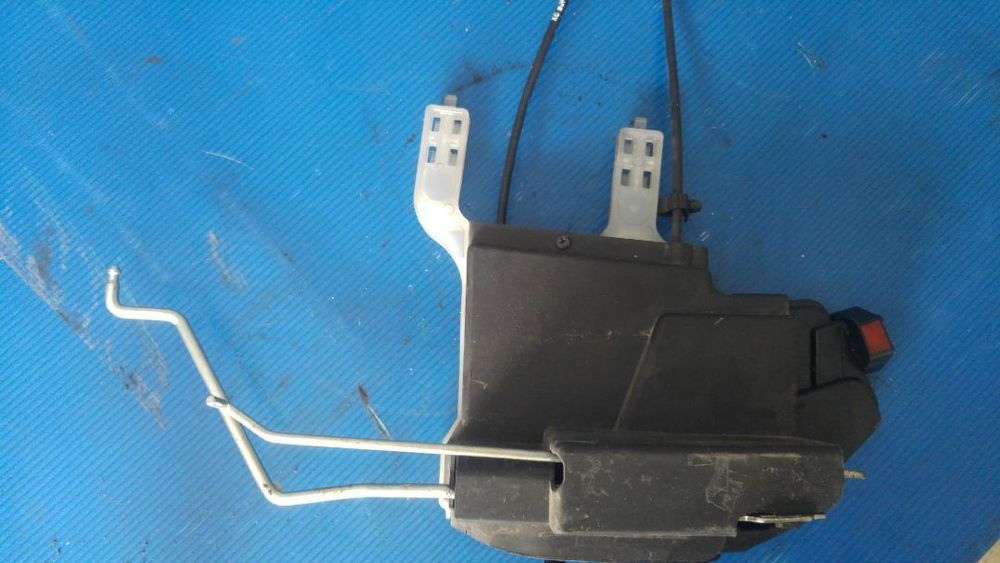 broasca usa dreapta fata hyundai tucson 2005-2010