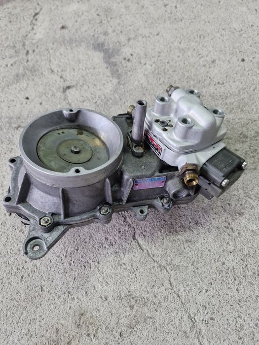 Механична инжекция М102 мотор