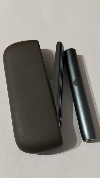 Vand dispozitiv Iqos Iluma