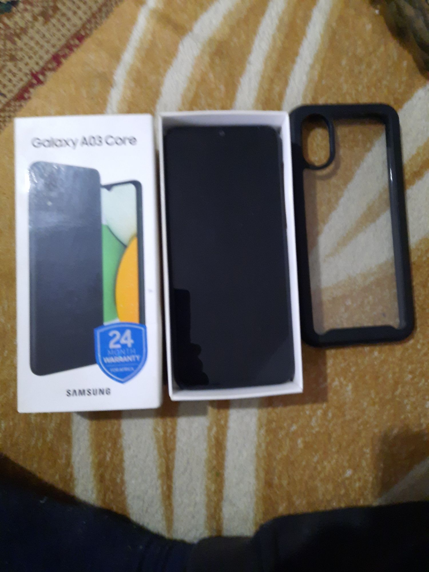 Vand telefon samsung galaxi 03 core