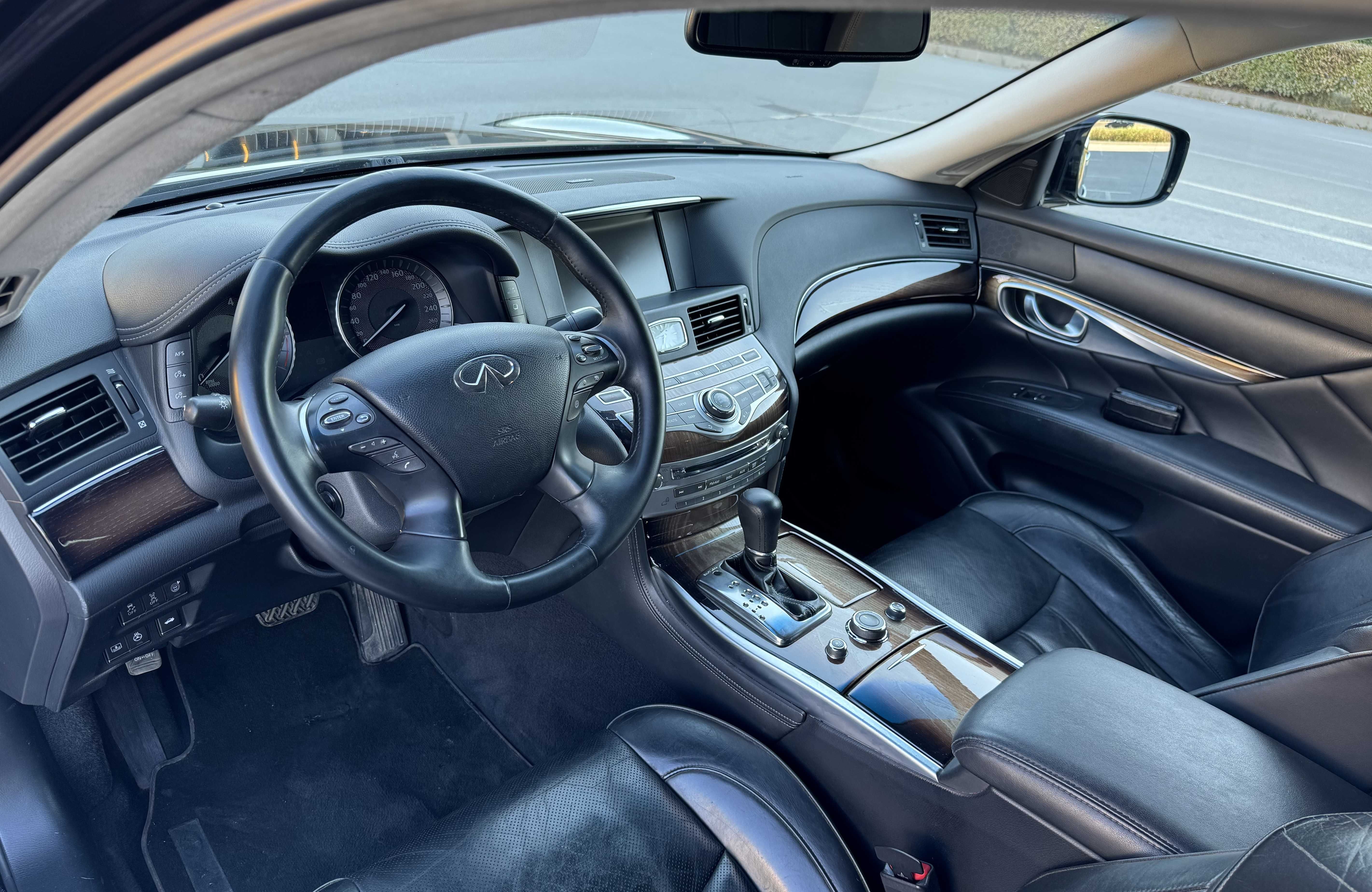 Infiniti M 30 GT