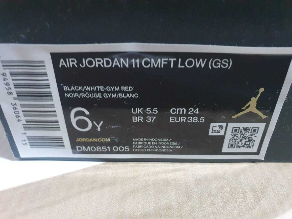 Jordan Air 11CMFT Low masura 38.5 originali noi in cutie