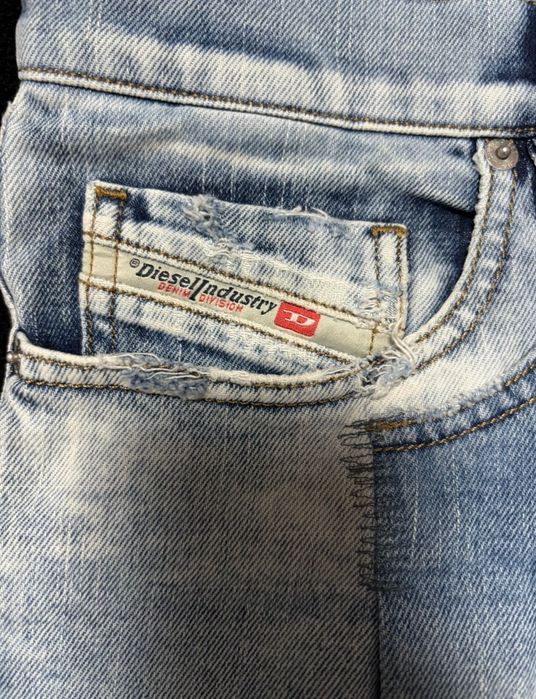 Мъжки дънки DIESEL - D-STRUKT-SY2