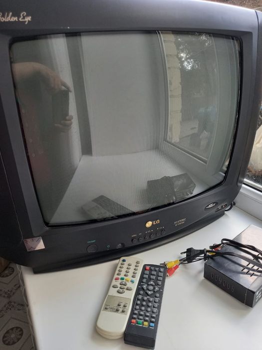 Продам телевизор