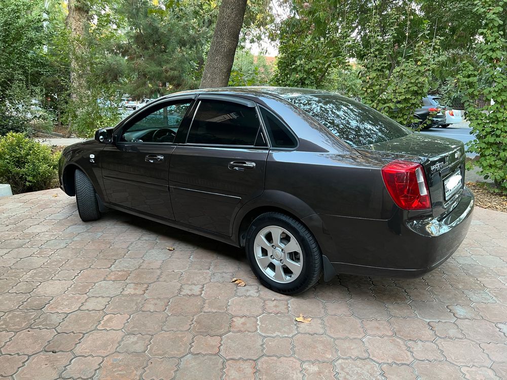Срочно продается Chevrolet Lacetti