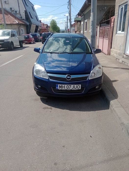 Vând Opel Astra H