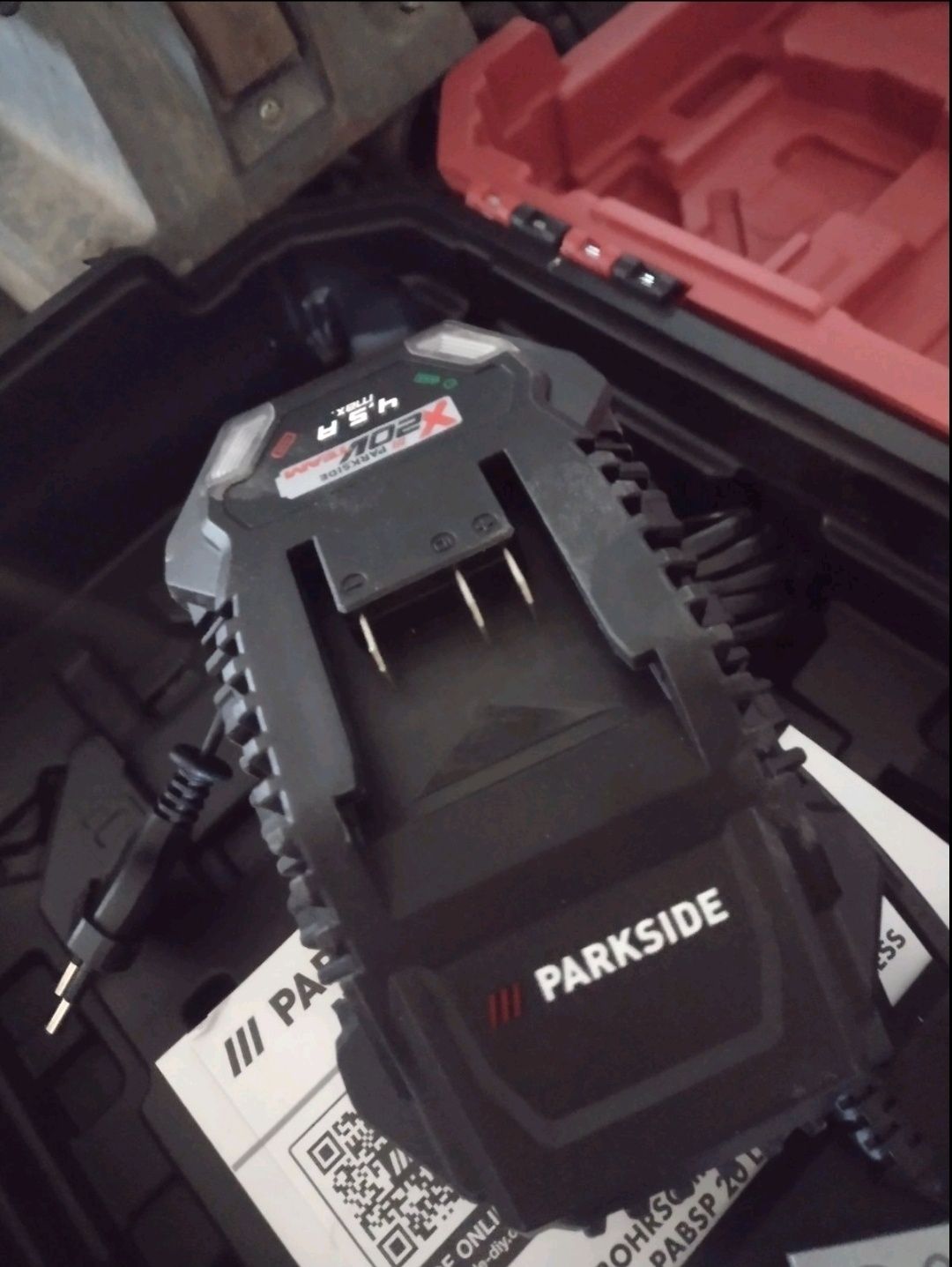 Зарядно устройство Parkside от 4.5 A - 20 V PLG 20 C3