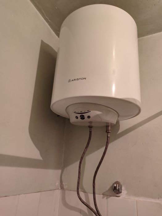 Аристон, водонагреватель