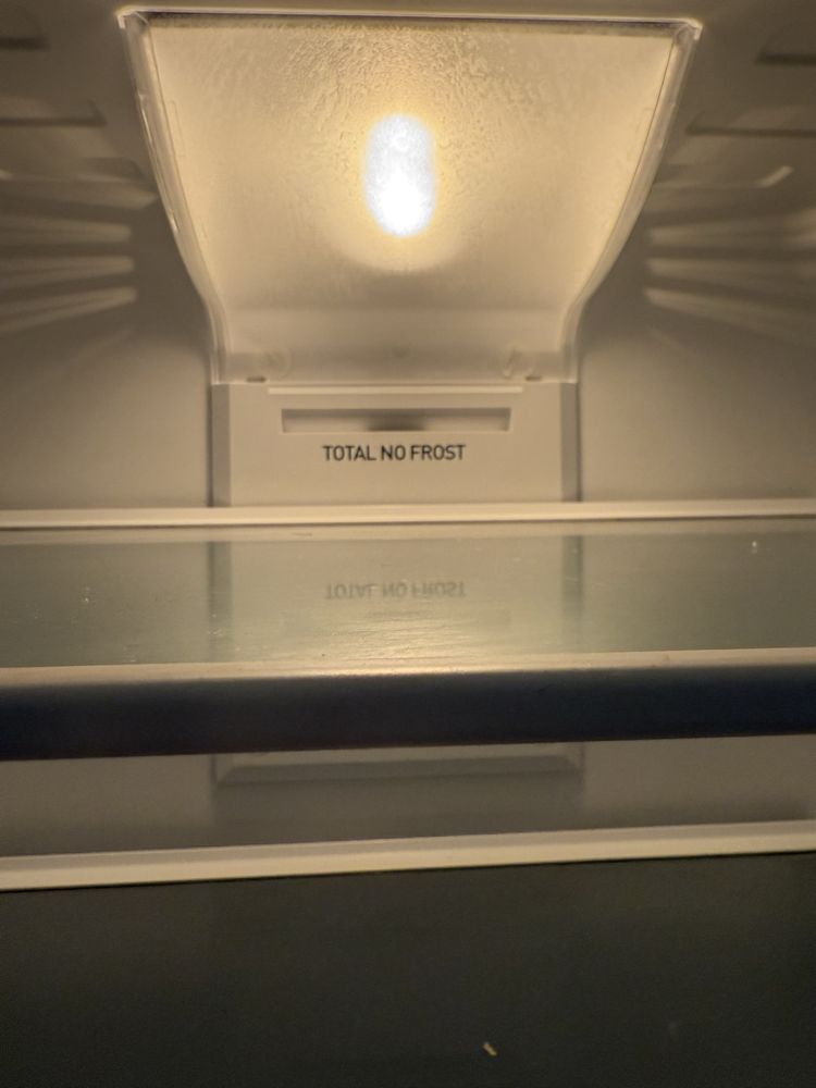 Холодильник Indesit