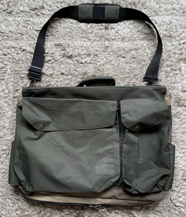 Geanta pt costum transport/voiaj khaki xzr