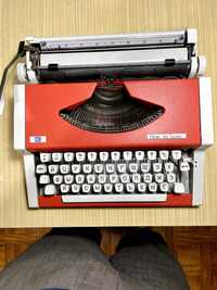 Механическая Пишущая машинка Unis в отличном состоянии
