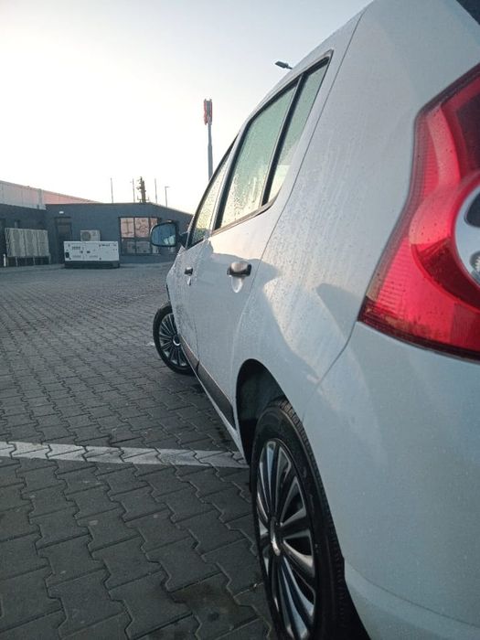 Dacia Sandero 2010 GPL