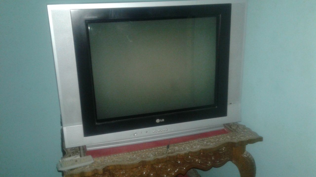 LG 72 телевизор тозо