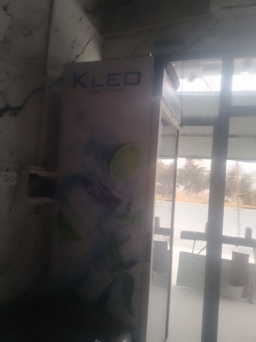 KLEO vitrina xoladelnik