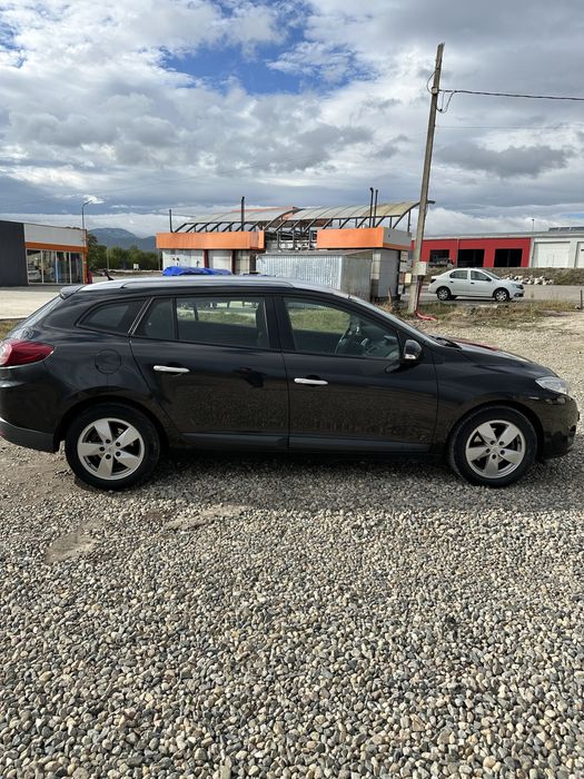 Vand renault megane 3 grandtour 1.5dci 110