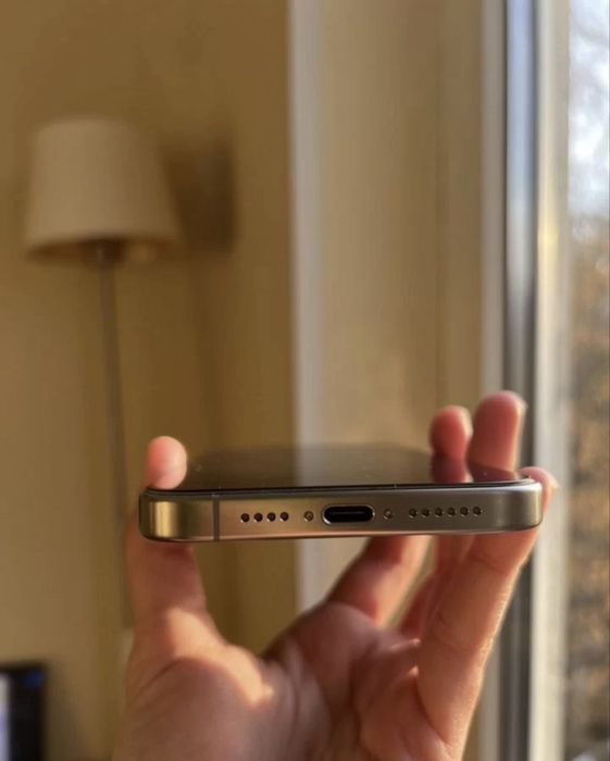 Продается iphone 15 pro max 256 dual sim